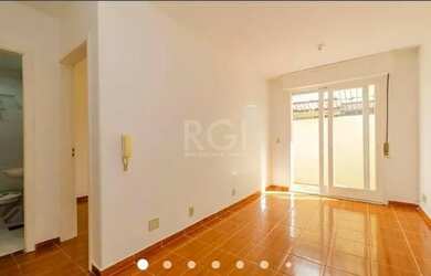 Imagem 2: Apartamento térreo com pátio de 1 dormitório no bairro Cristal