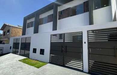 Imagem: A casa possui 2 Dormitórios, 1 Banheiro, 5 Vagas na garagem