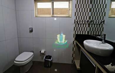 Imagem 7: Sobrado com 4 dormitórios com 305 m² à venda por R$ 1.500.000 ou aluguel por R$ 7.000/mês