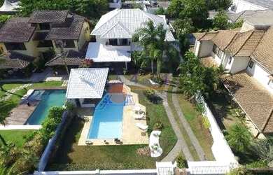 Imagem: A casa em condomínio possui 5 Dormitórios, 2 Banheiros, 4