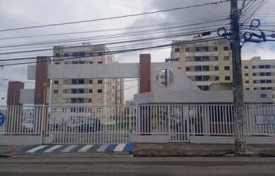 Imagem: O apartamento possui 3 Dormitórios, 2 Banheiros, 1 Vaga na