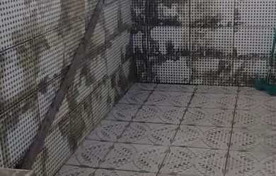 Imagem: A casa possui 2 Dormitórios, 1 Banheiro e está localizado