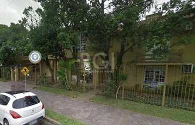 Imagem: A casa em condomínio possui 3 Dormitórios, 2 Banheiros, 1