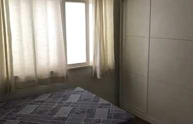 Imagem: O quarto possui Imóvel mobiliado e está localizado em Canela