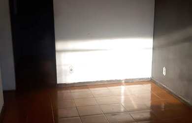 Imagem 2: Aluga-se casa. 2 Banheirose2 Dormitórios