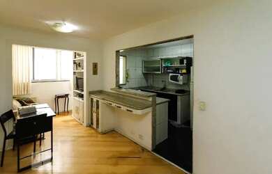 Imagem: O apartamento possui 2 Dormitórios, 1 Banheiro, 60m² de Área