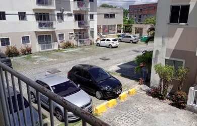 Imagem: O apartamento possui 3 Dormitórios, 1 Banheiro, 1 Vaga na garagem