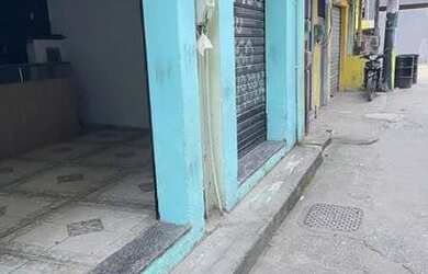 Imagem: O depósito possui 1 Vaga na garagem, 38m² de Área e está