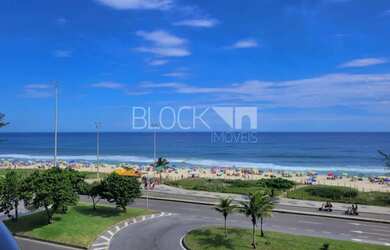 Imagem: O apartamento na cobertura possui 4 Dormitórios, 5 Banheiros