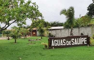 Imagem: O terreno possui 600m² de Área e está localizado em Porto
