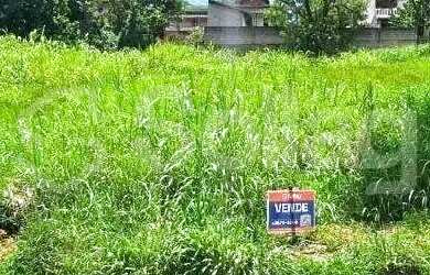 Imagem: O terreno à venda possui 743m² de Área e Imóvel novo e está