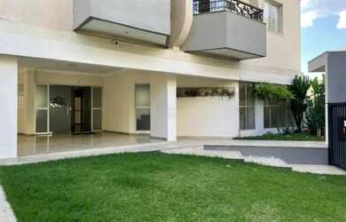 Imagem: O apartamento possui 3 Dormitórios, 2 Banheiros, 2 Vagas na