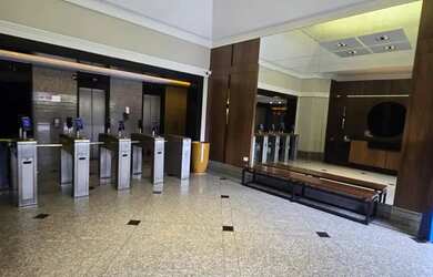 Imagem: O depósito possui 2 Vagas na garagem, 63m² de Área e está