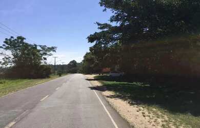 Imagem: A casa possui 3 Dormitórios, 2 Banheiros, 120m² de Área e