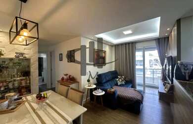 Imagem: O apartamento possui 2 Dormitórios, 1 Banheiro, 2 Vagas na