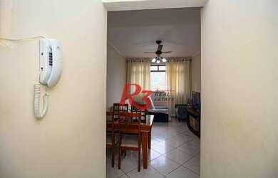 Imagem: O apartamento possui 3 Dormitórios, 1 Banheiro, 1 Vaga na garagem