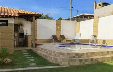 Imagem: A casa em condomínio possui 3 Dormitórios, 3 Banheiros, 2