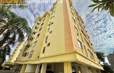 Imagem: O apartamento possui 1 Dormitório, 1 Banheiro, 1 Vaga na garagem