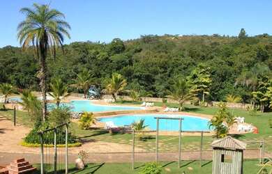 Imagem: O terreno possui 1000m² de Área e está localizado em Brumadinho