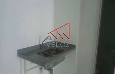 Imagem: O depósito possui 1 Vaga na garagem e 35m² de Área e está