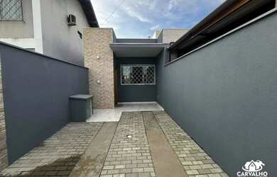 Imagem: A casa possui 2 Dormitórios, 1 Banheiro, 1 Vaga na garagem