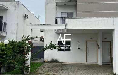 Imagem: A casa em condomínio possui 3 Dormitórios, 3 Banheiros, 2