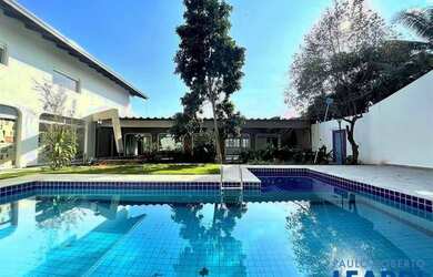 Imagem: A casa em condomínio possui 3 Dormitórios, 5 Banheiros, 5