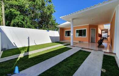 Imagem: A casa possui 3 Dormitórios, 2 Banheiros, 118m² de Área e