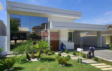 Imagem: A casa em condomínio possui 4 Dormitórios, 5 Banheiros, 4