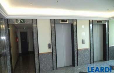 Imagem 2: LOJA - PINHEIROS - SP. Ar-condicionado, 200m² de Áreae4 Vagas na garagem