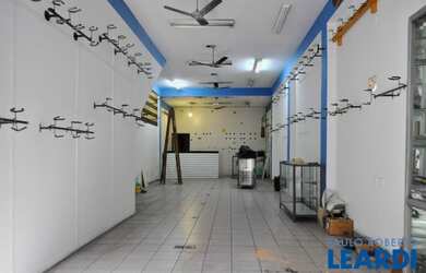 Imagem: O depósito possui 160m² de Área e está localizado em Pinheiros