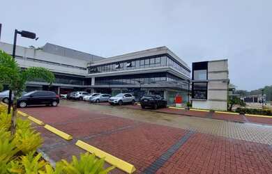 Imagem: O depósito possui 1 Vaga na garagem, 60m² de Área e está