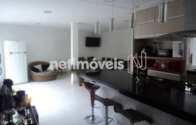 Imagem: A casa possui 3 Dormitórios, 5 Banheiros, 5 Vagas na garagem