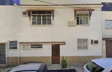 Imagem 2: Aluga-se kitnet a uma quadra da praia no Recreio dos Bandeirantes