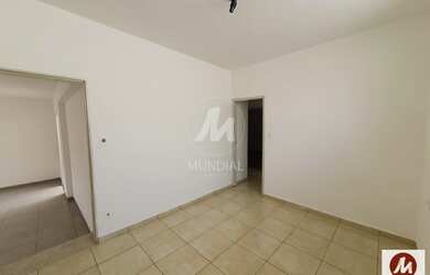 Imagem: O depósito possui 2 Vagas na garagem, 140m² de Área e está