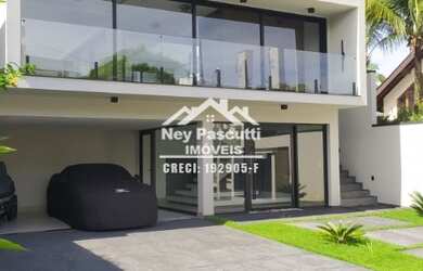 Imagem: A casa em condomínio possui 4 Dormitórios, 5 Banheiros, 4