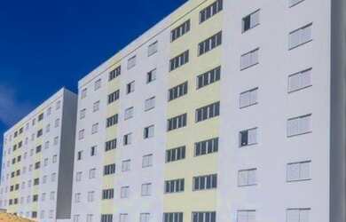 Imagem: O apartamento possui 2 Dormitórios, 1 Banheiro, 1 Vaga na garagem