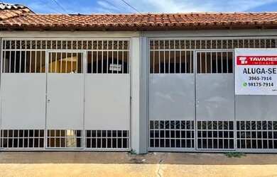 Imagem: A casa possui 2 Dormitórios, 1 Banheiro e está localizado