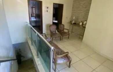 Imagem: A casa à venda possui 2 Dormitórios, 2 Banheiros e 100m²