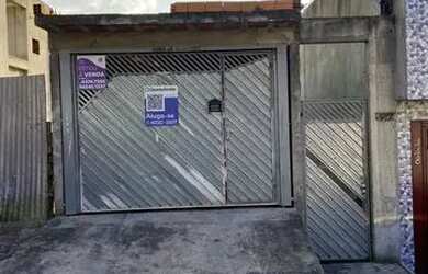 Imagem: A casa possui 2 Dormitórios, 1 Banheiro, 1 Vaga na garagem