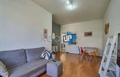 Imagem: O apartamento possui 2 Dormitórios, 1 Banheiro, 78m² de Área