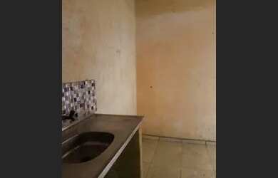 Imagem: O quarto está localizado em Carlos Sampaio, Nova Iguaçu para