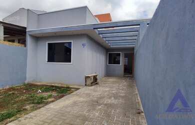 Imagem: A casa possui 2 Dormitórios, 1 Banheiro, 2 Vagas na garagem