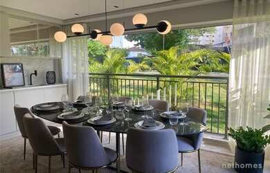 Imagem: O apartamento possui 2 Dormitórios, 2 Banheiros, 2 Vagas na