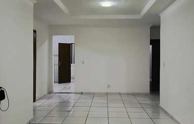 Imagem: A casa possui 3 Dormitórios, 4 Banheiros, 2 Vagas na garagem