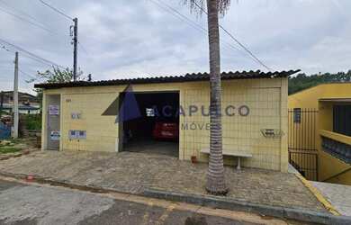 Imagem: A casa possui 2 Dormitórios, 1 Banheiro, 108m² de Área e