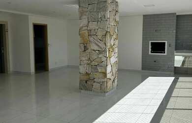 Imagem: O apartamento possui 4 Dormitórios, 5 Banheiros, 2 Vagas na