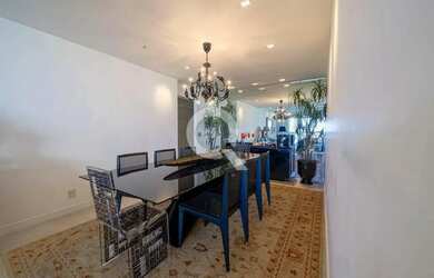 Imagem 10: Imóvel para aluguel possui 292 metros quadrados com 4 quartos