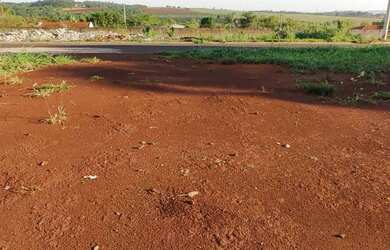 Imagem: O terreno possui 279m² de Área e está localizado em Jardinópolis