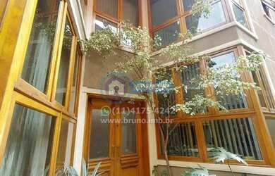 Imagem: A casa à venda possui 3 Dormitórios, 4 Banheiros, 3 Vagas